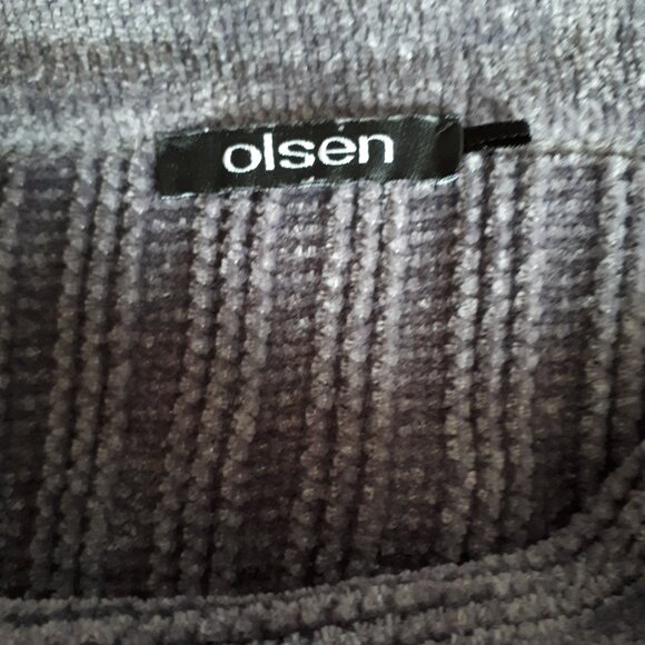 Sweater by Olsen size Medium - Grey Chenille like and soft - Made in Germany - Picture 3 of 3